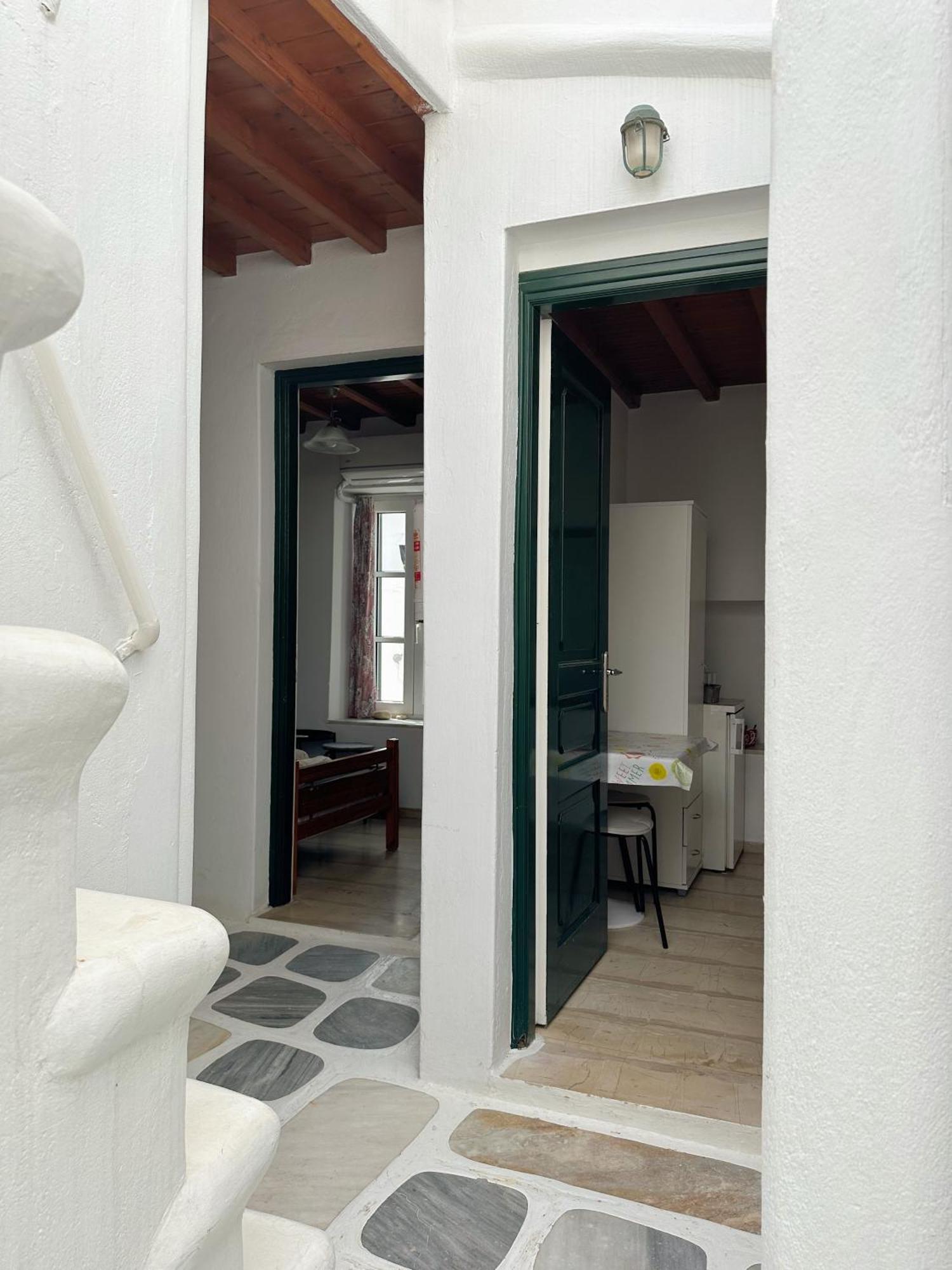 Lalaland Apartment Mykonos Town Bagian luar foto